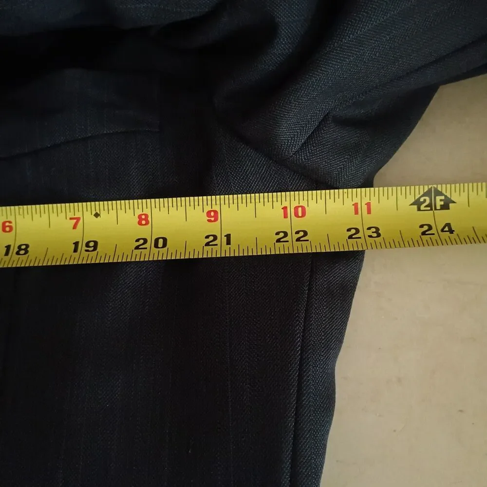 Vtg Hickey Freeman Saks Black Pinstripe Suit 42L 36x33 Wool/Cashmere USA Boardrm